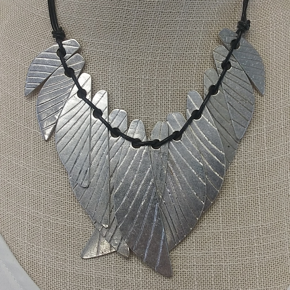 Silver Leaf Like Statement Necklace - image 2